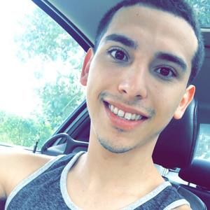 Meet your Posher, Sixto